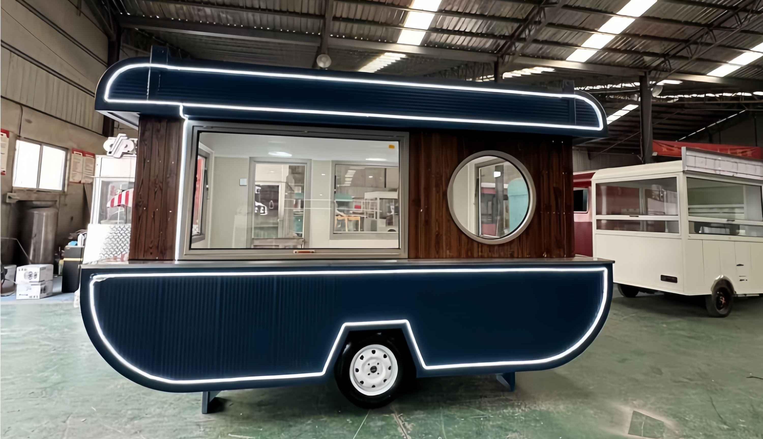 Driveable mobile food truck
